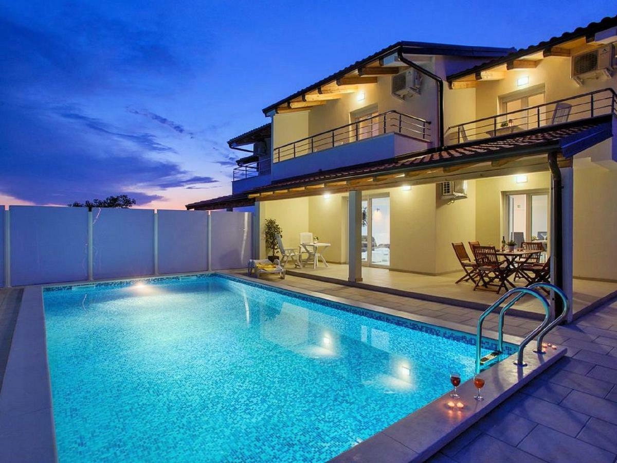 Villa Sanja Plovanija Екстер'єр фото