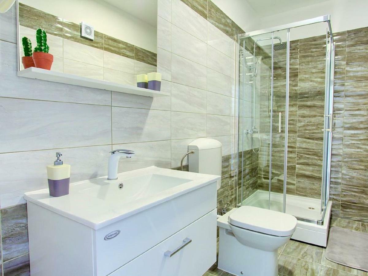 Villa Sanja Plovanija Екстер'єр фото